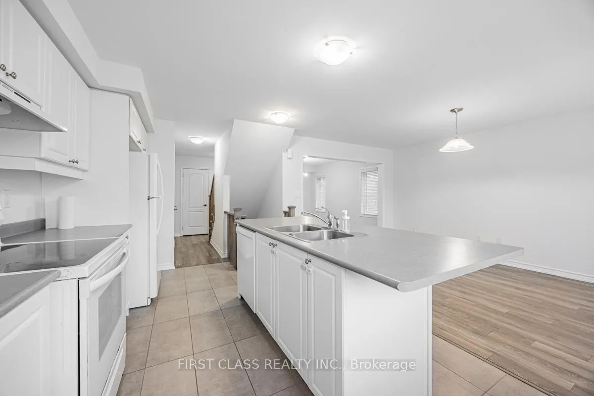 Photo 15 of 23 Bluegill Crescent, Whitby, Lynde Creek — HOMEH