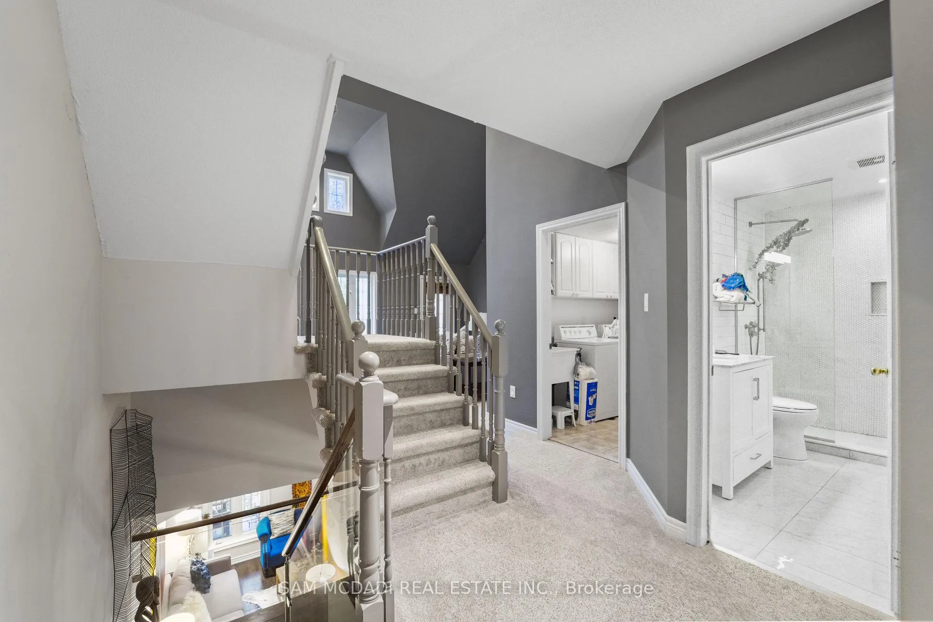 Photo 19 of 37 Winners Circle, Toronto, The Beaches — HOMEH