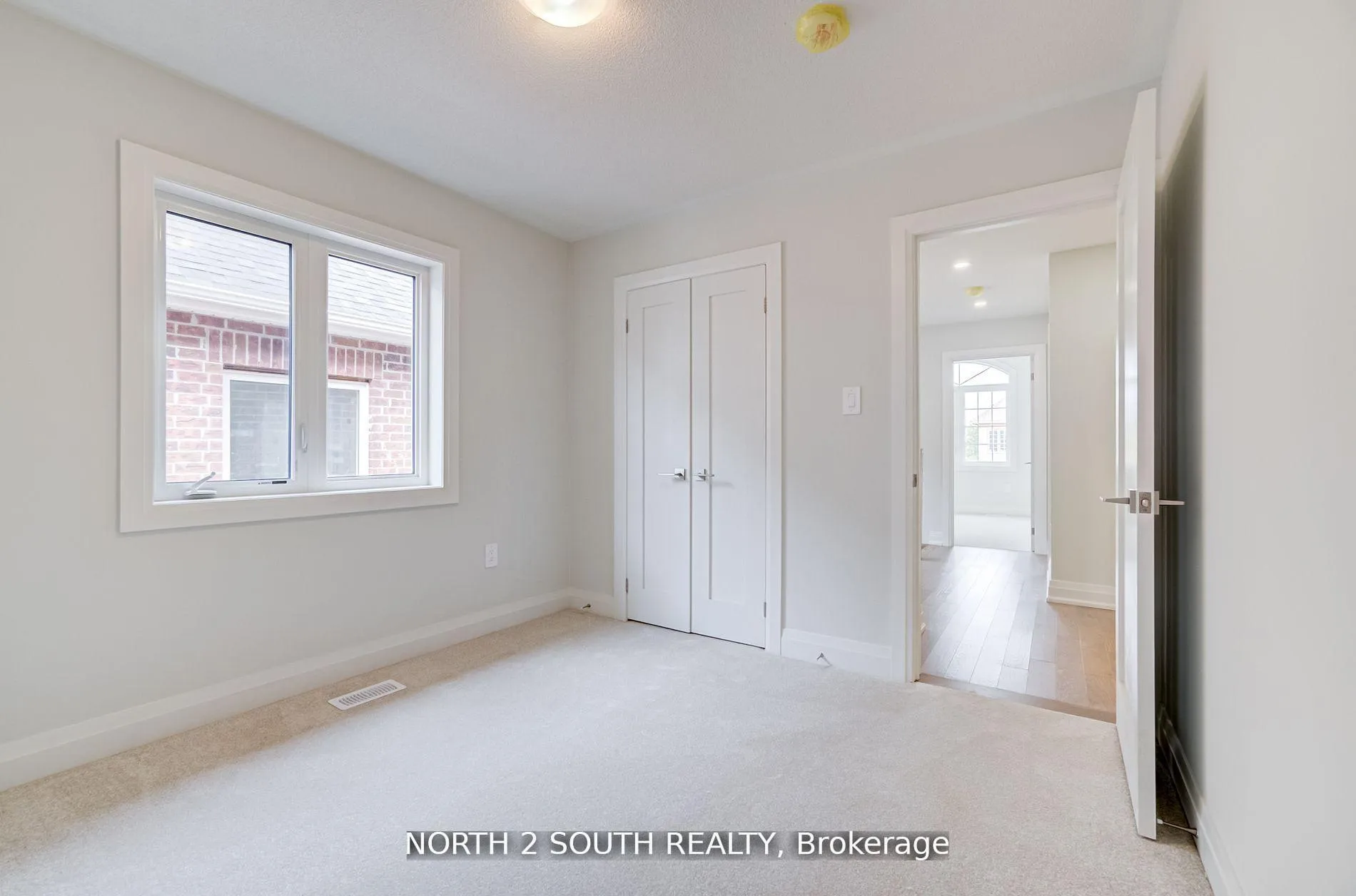 Photo 16 of 34 Virro Court, Vaughan, West Woodbridge — HOMEH