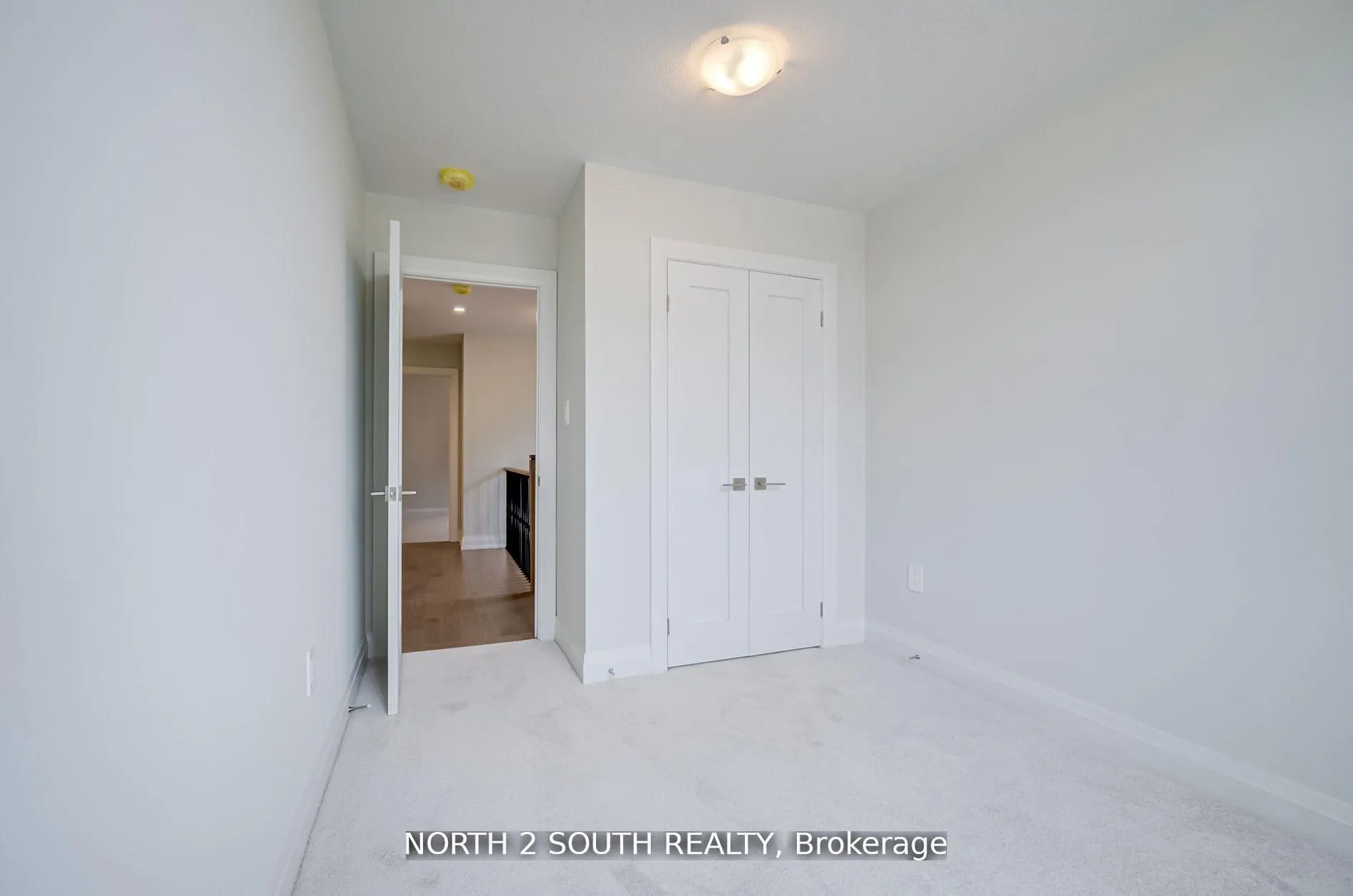 Photo 18 of 34 Virro Court, Vaughan, West Woodbridge — HOMEH