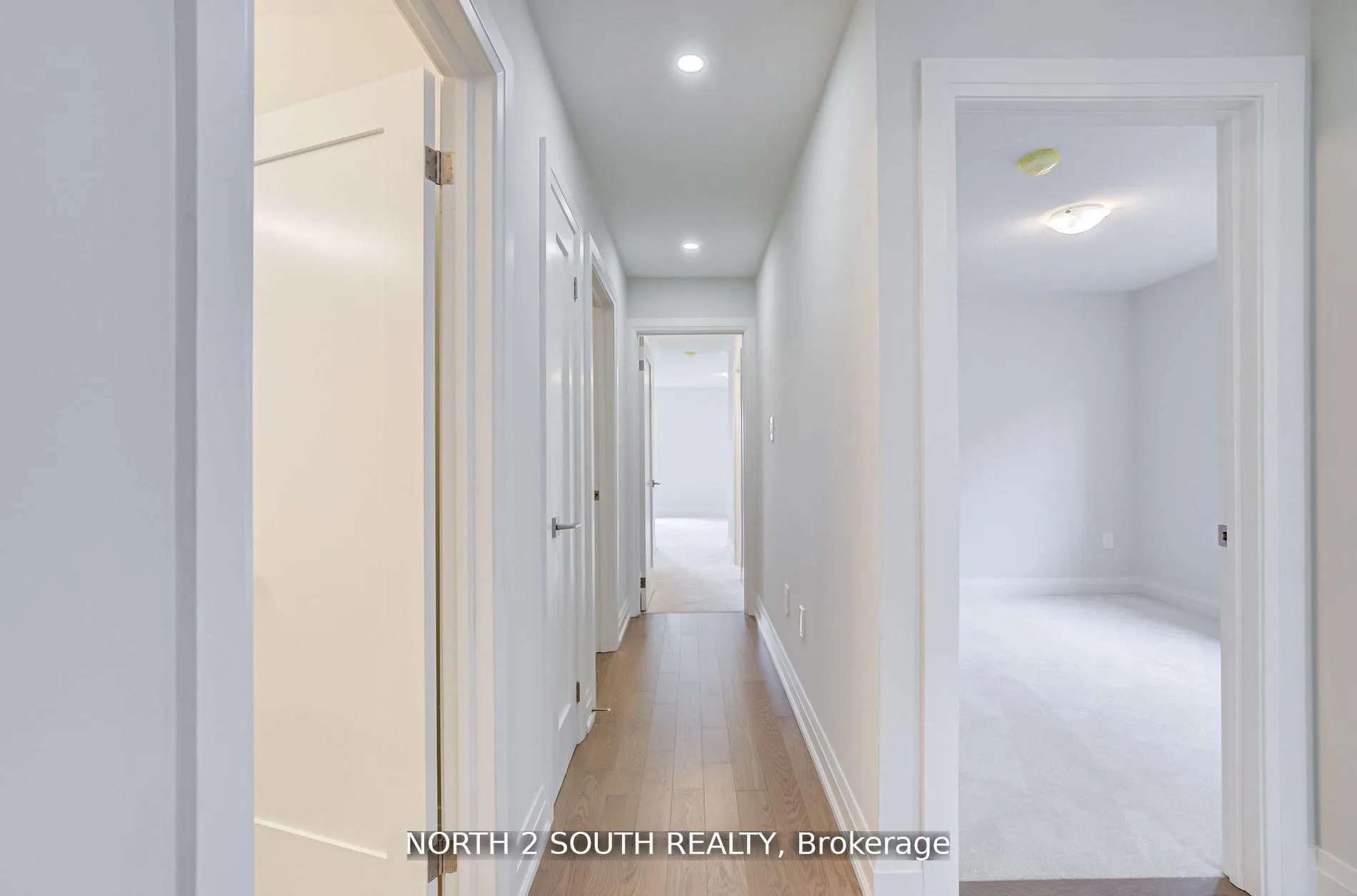 Photo 23 of 34 Virro Court, Vaughan, West Woodbridge — HOMEH