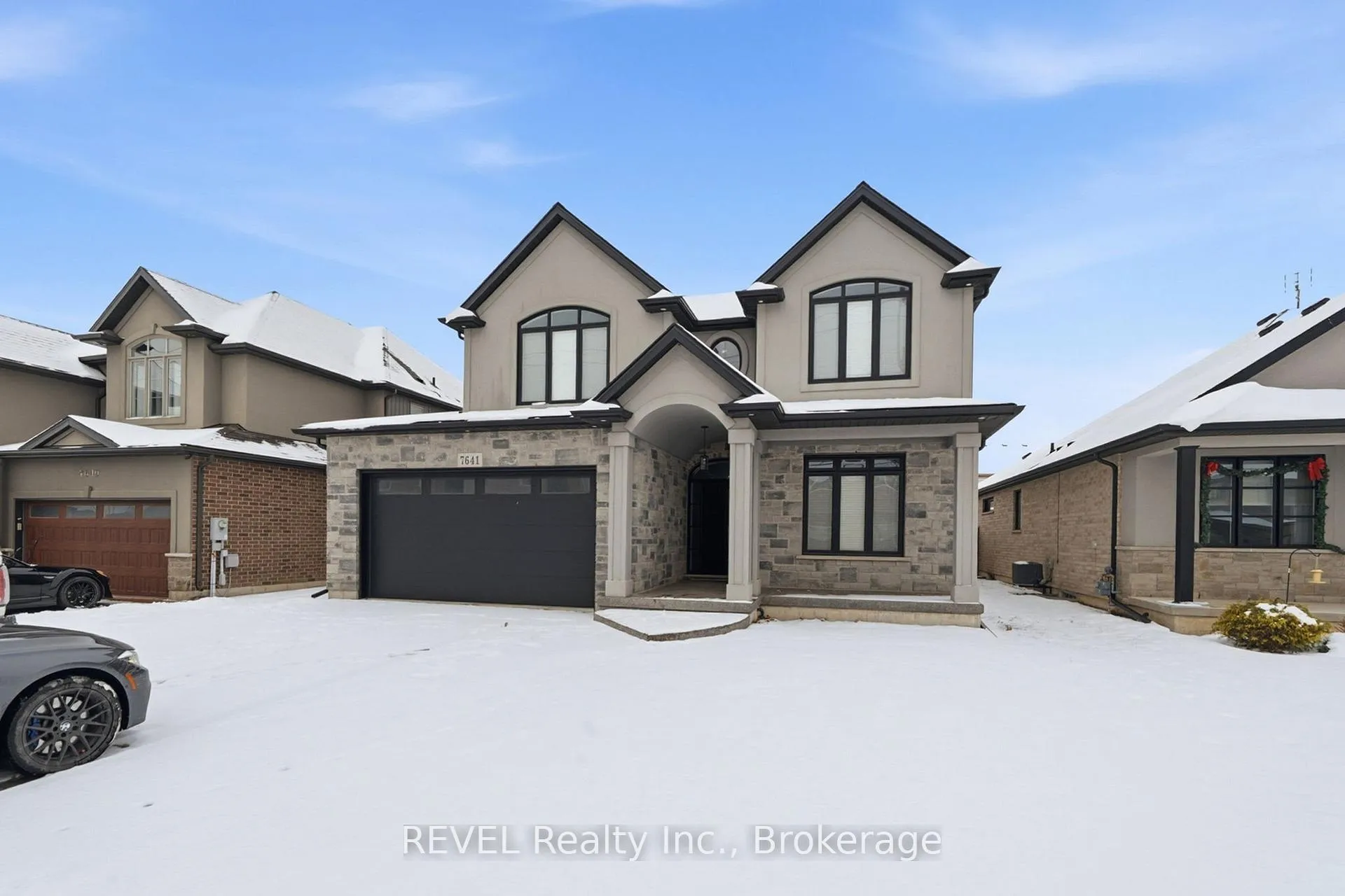 Photo 2 of 7641 Drummond Road, Niagara Falls, Oldfield — HOMEH