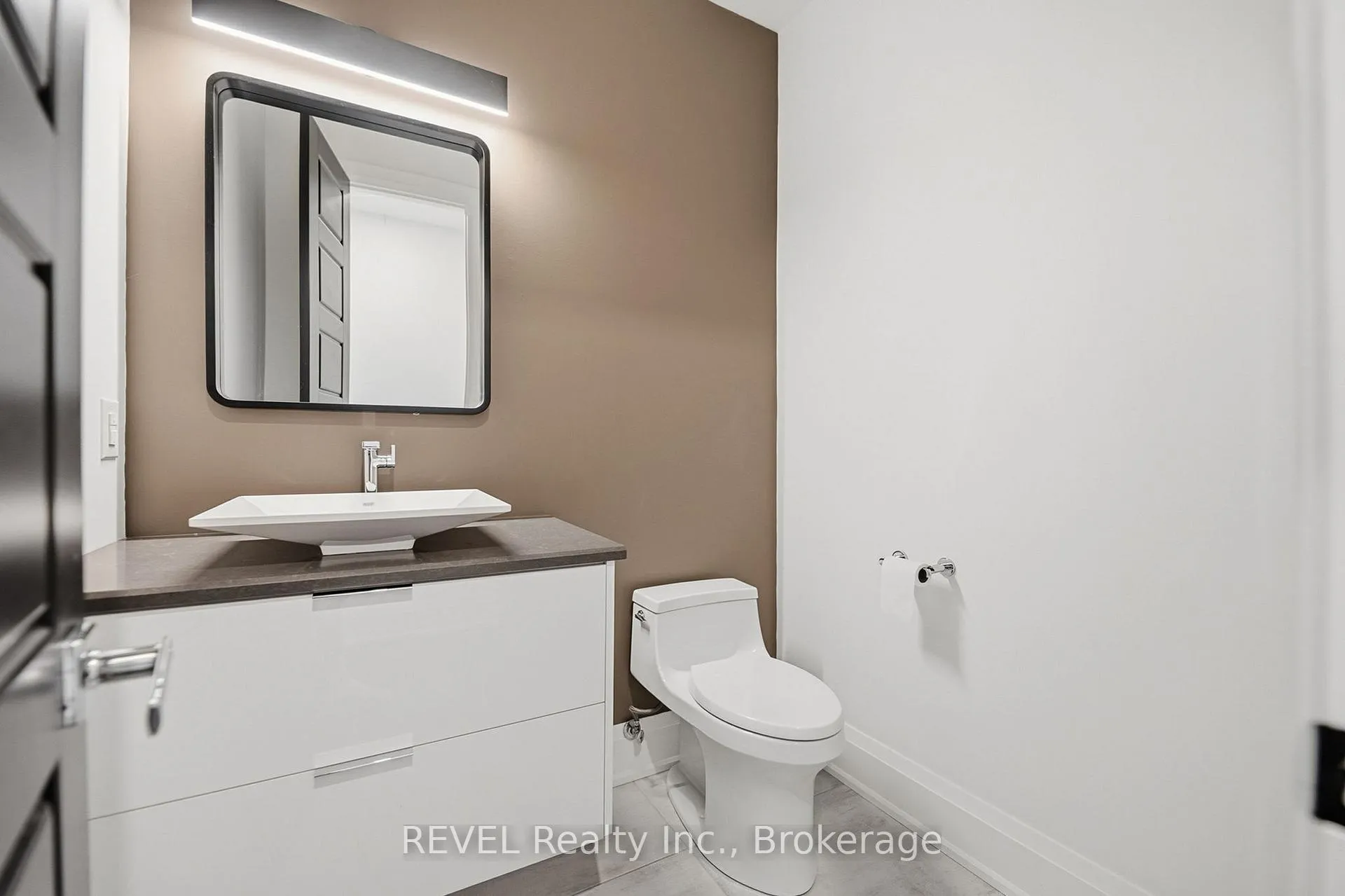 Photo 19 of 7641 Drummond Road, Niagara Falls, Oldfield — HOMEH
