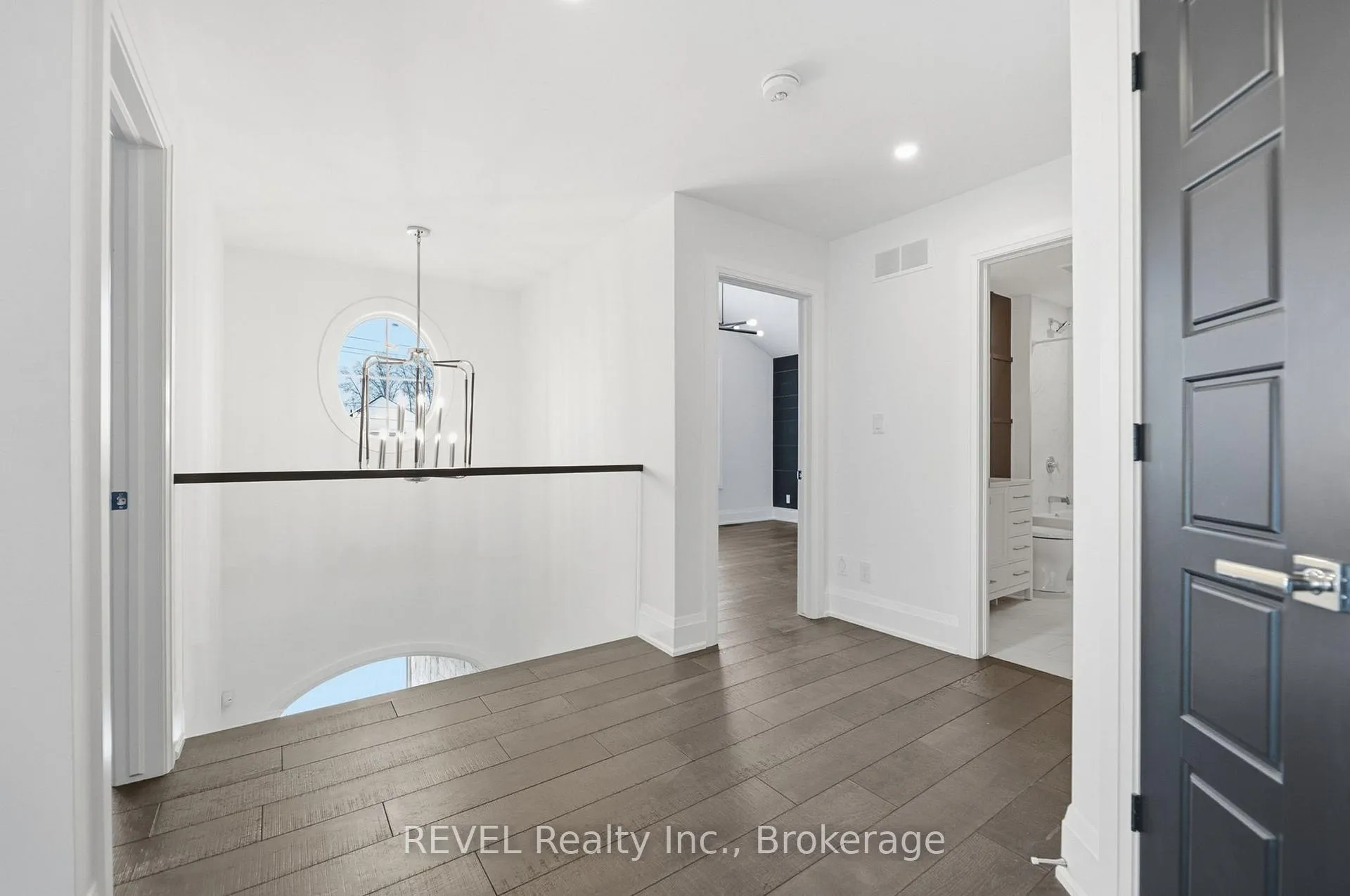 Photo 28 of 7641 Drummond Road, Niagara Falls, Oldfield — HOMEH