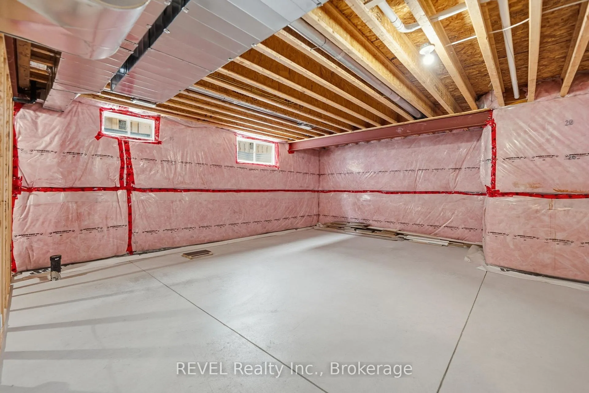 Photo 34 of 7641 Drummond Road, Niagara Falls, Oldfield — HOMEH