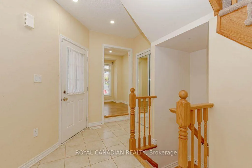 Photo 9 of 6 Dredge Court N, Milton, Willmott — HOMEH