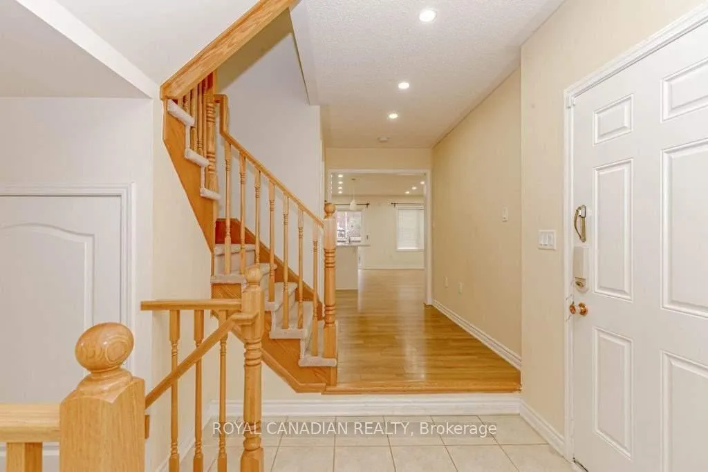 Photo 10 of 6 Dredge Court N, Milton, Willmott — HOMEH