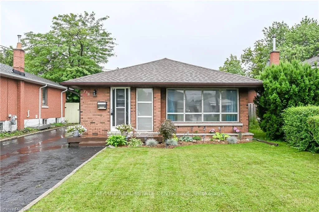 Photo 1 of Unit Upper, 738 Mohawk Road E, Hamilton, Hampton Heights — HOMEH