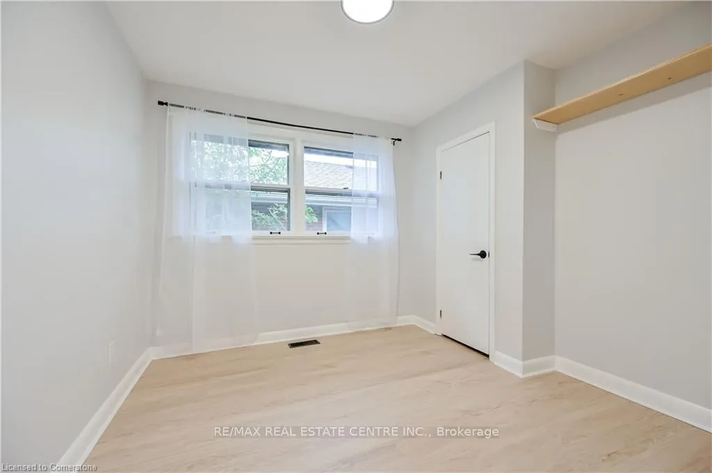Photo 22 of Unit Upper, 738 Mohawk Road E, Hamilton, Hampton Heights — HOMEH
