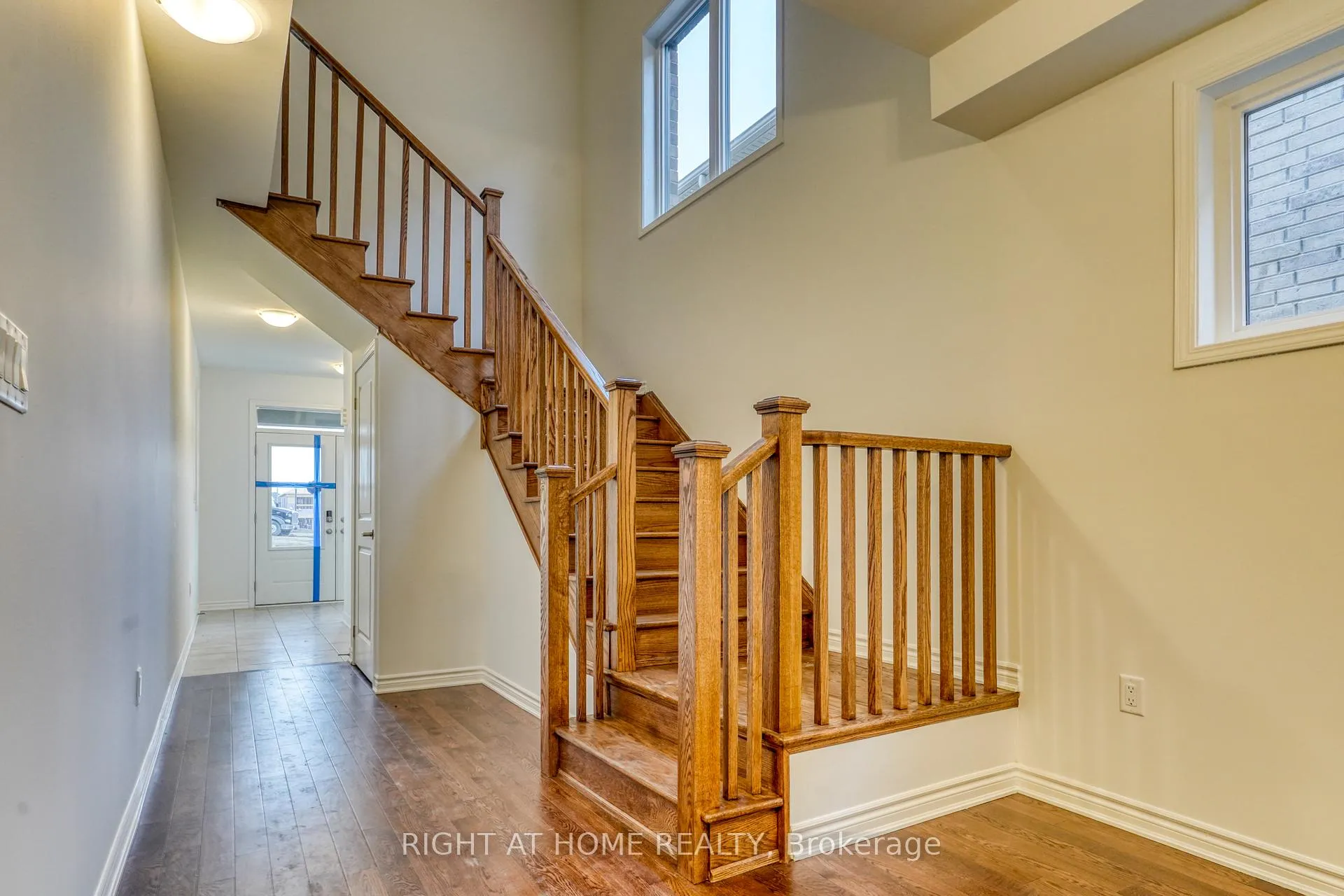 Photo 8 of 3092 Paperbirch Trail, Pickering, Rural Pickering — HOMEH