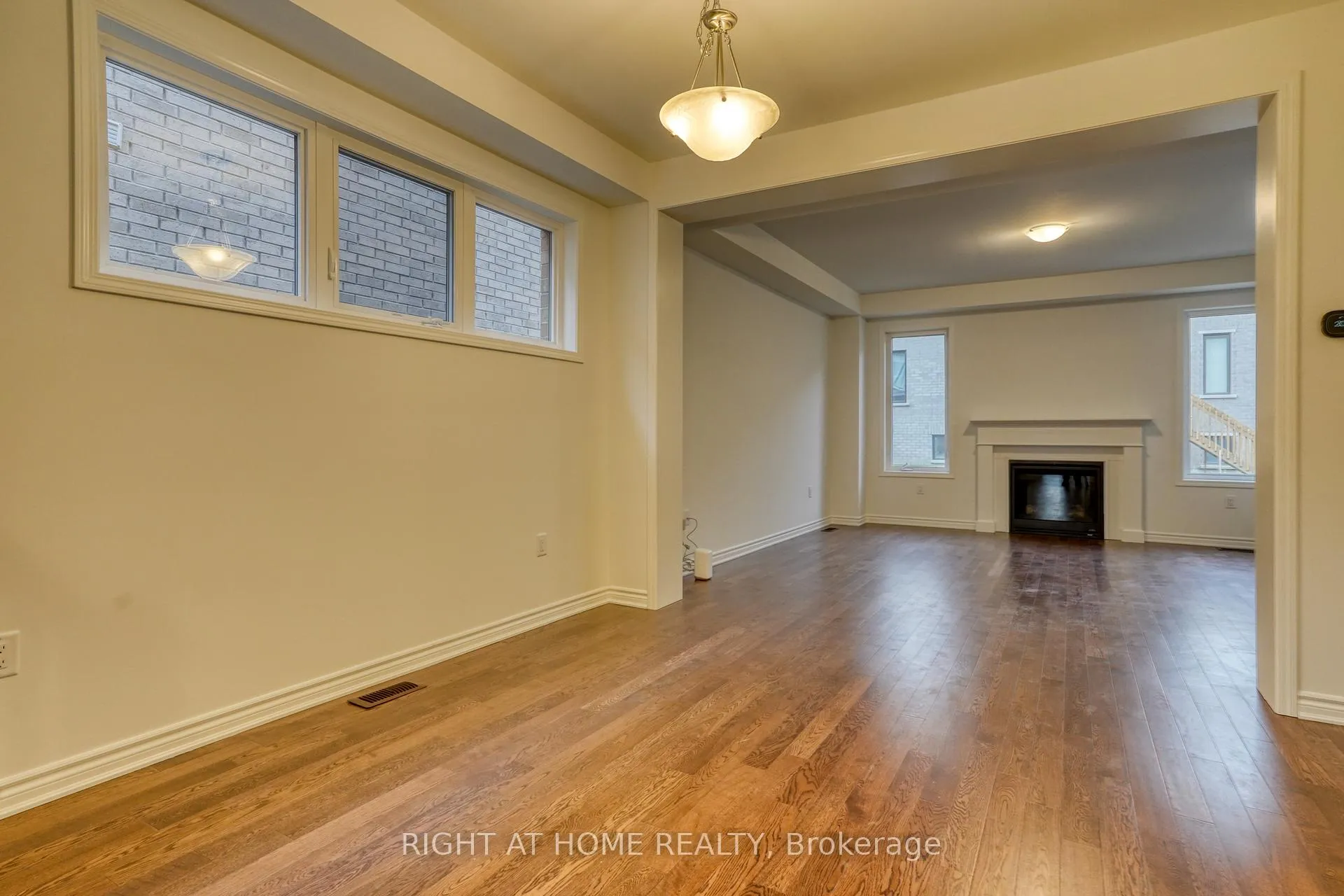 Photo 10 of 3092 Paperbirch Trail, Pickering, Rural Pickering — HOMEH