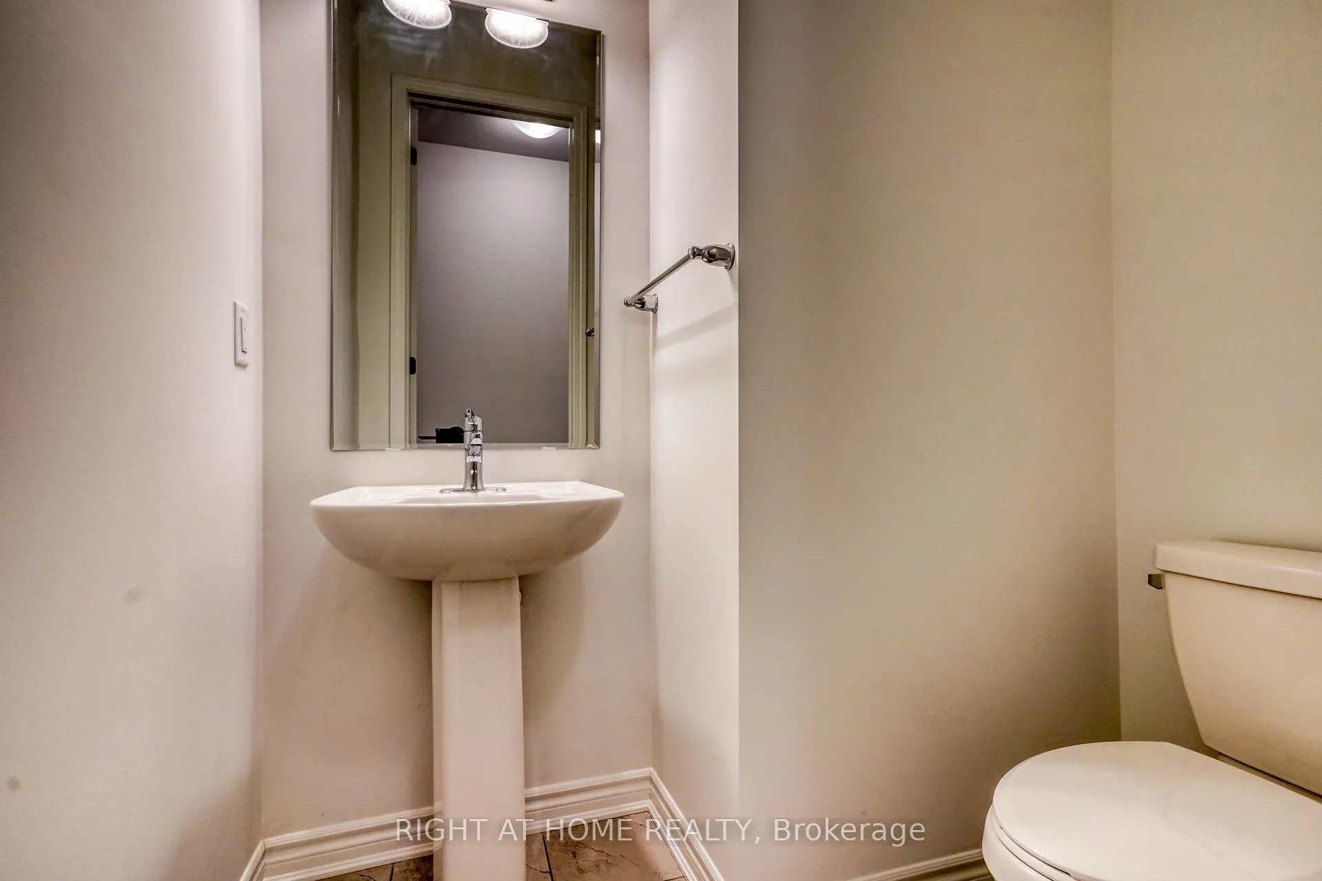 Photo 21 of 3092 Paperbirch Trail, Pickering, Rural Pickering — HOMEH