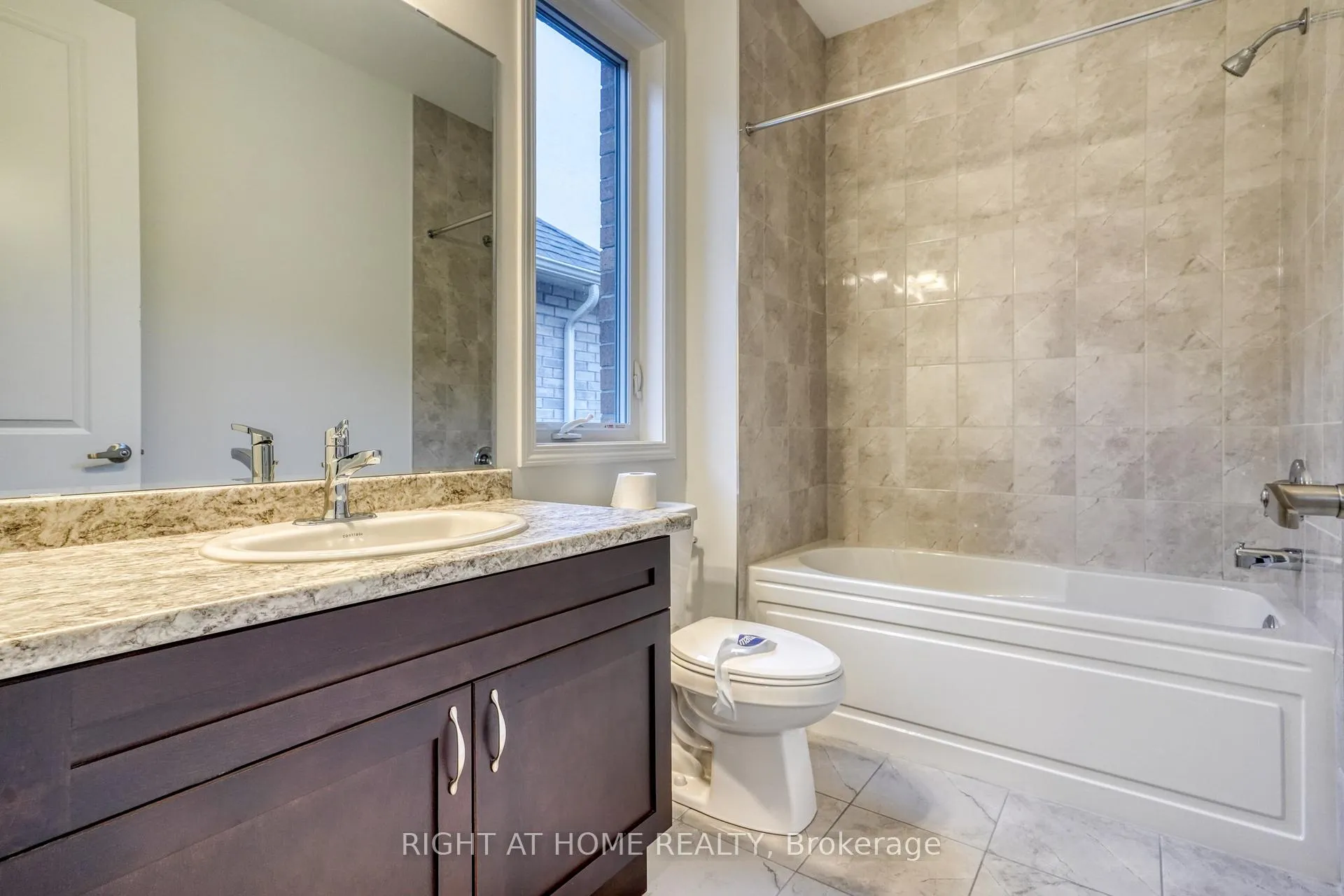 Photo 30 of 3092 Paperbirch Trail, Pickering, Rural Pickering — HOMEH