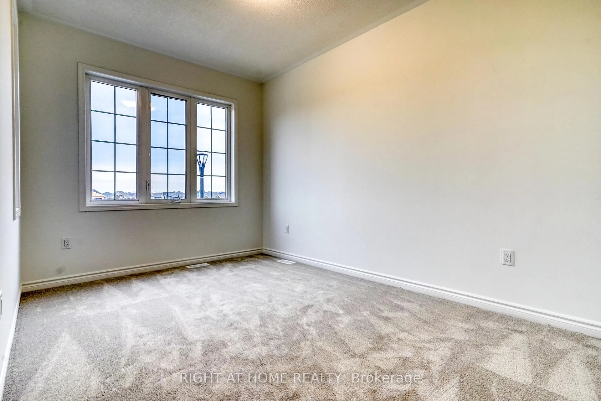 Photo 34 of 3092 Paperbirch Trail, Pickering, Rural Pickering — HOMEH
