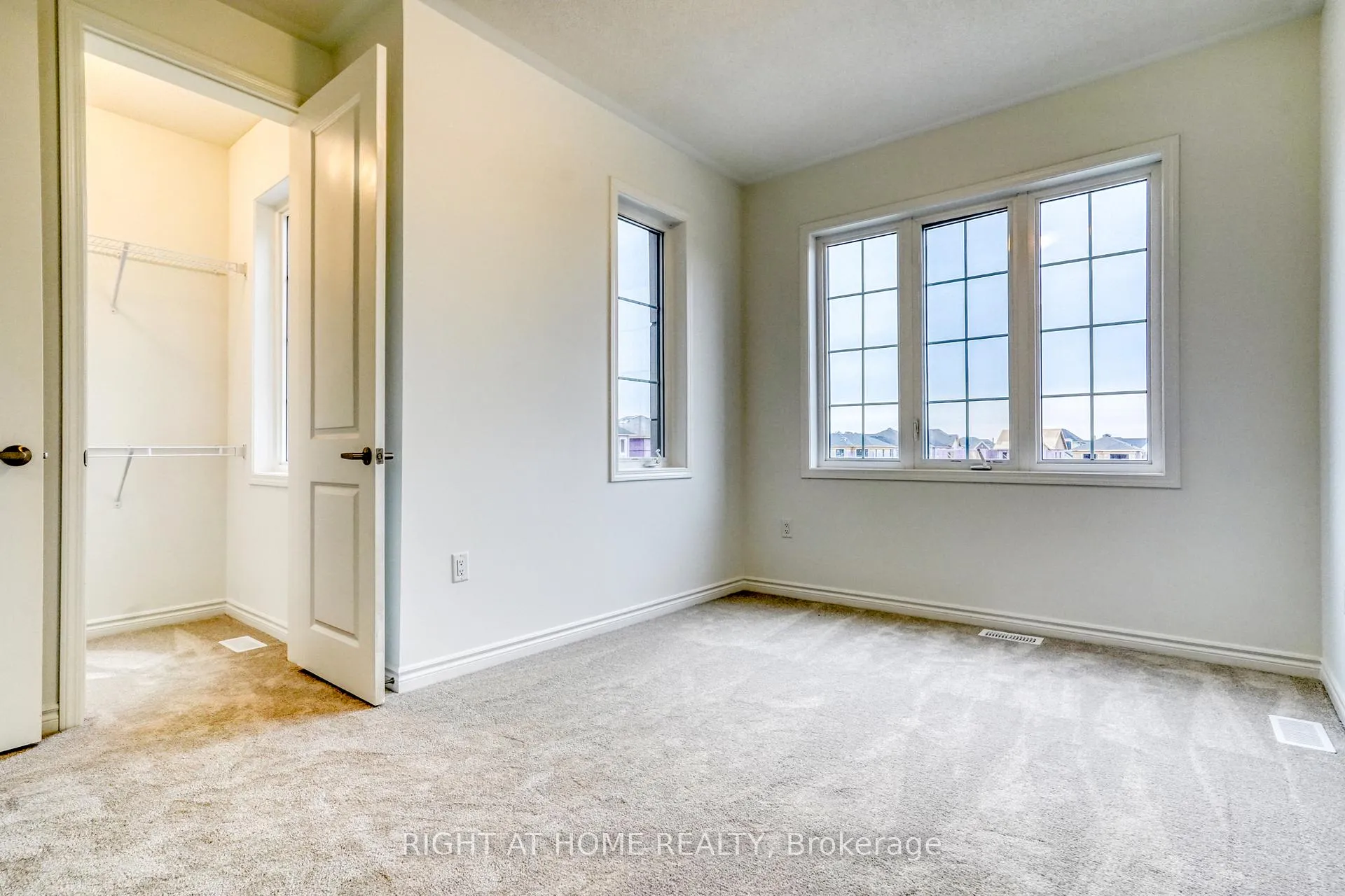Photo 35 of 3092 Paperbirch Trail, Pickering, Rural Pickering — HOMEH