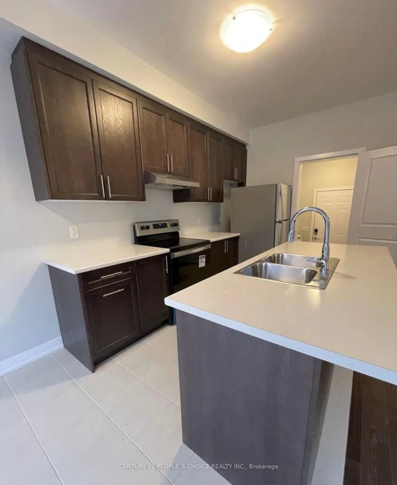 Photo 3 of 1103 Thompson Drive, Oshawa, Kedron — HOMEH
