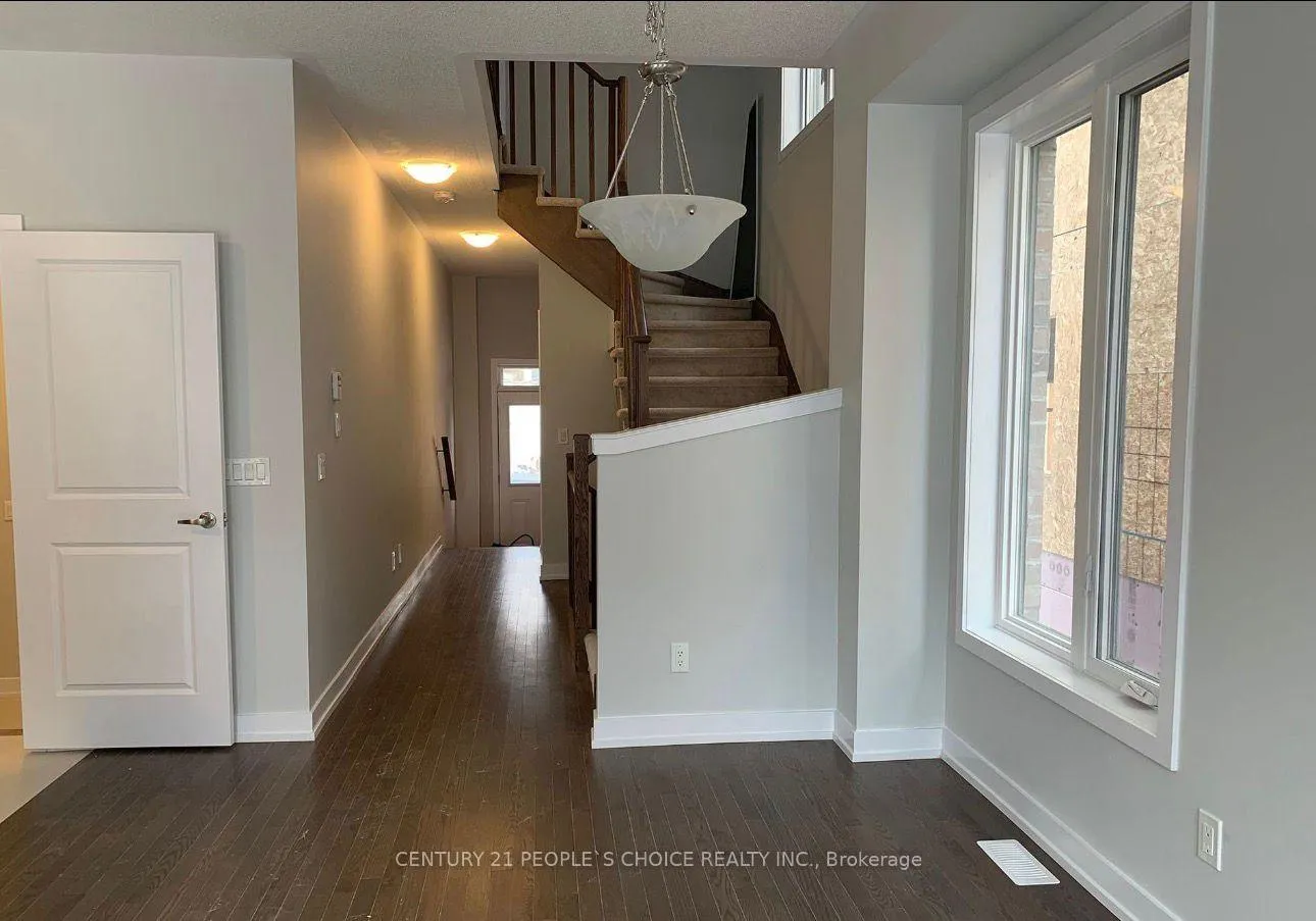 Photo 5 of 1103 Thompson Drive, Oshawa, Kedron — HOMEH