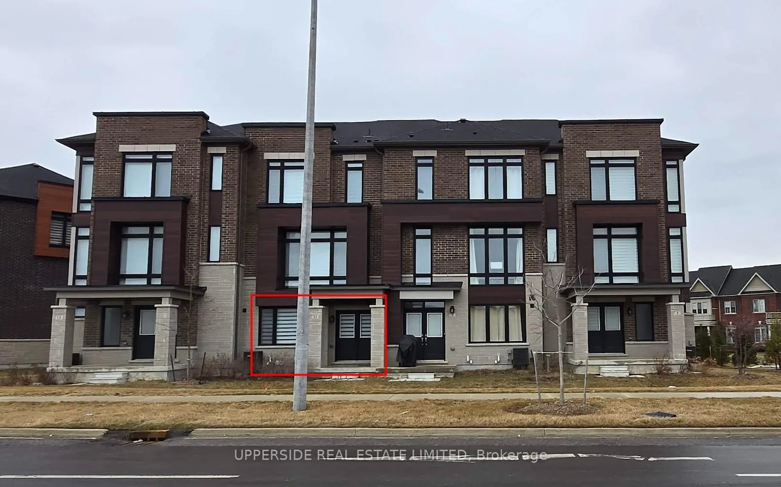 Photo 1 of 11 Holyrood Crescent, Vaughan, Kleinburg — HOMEH