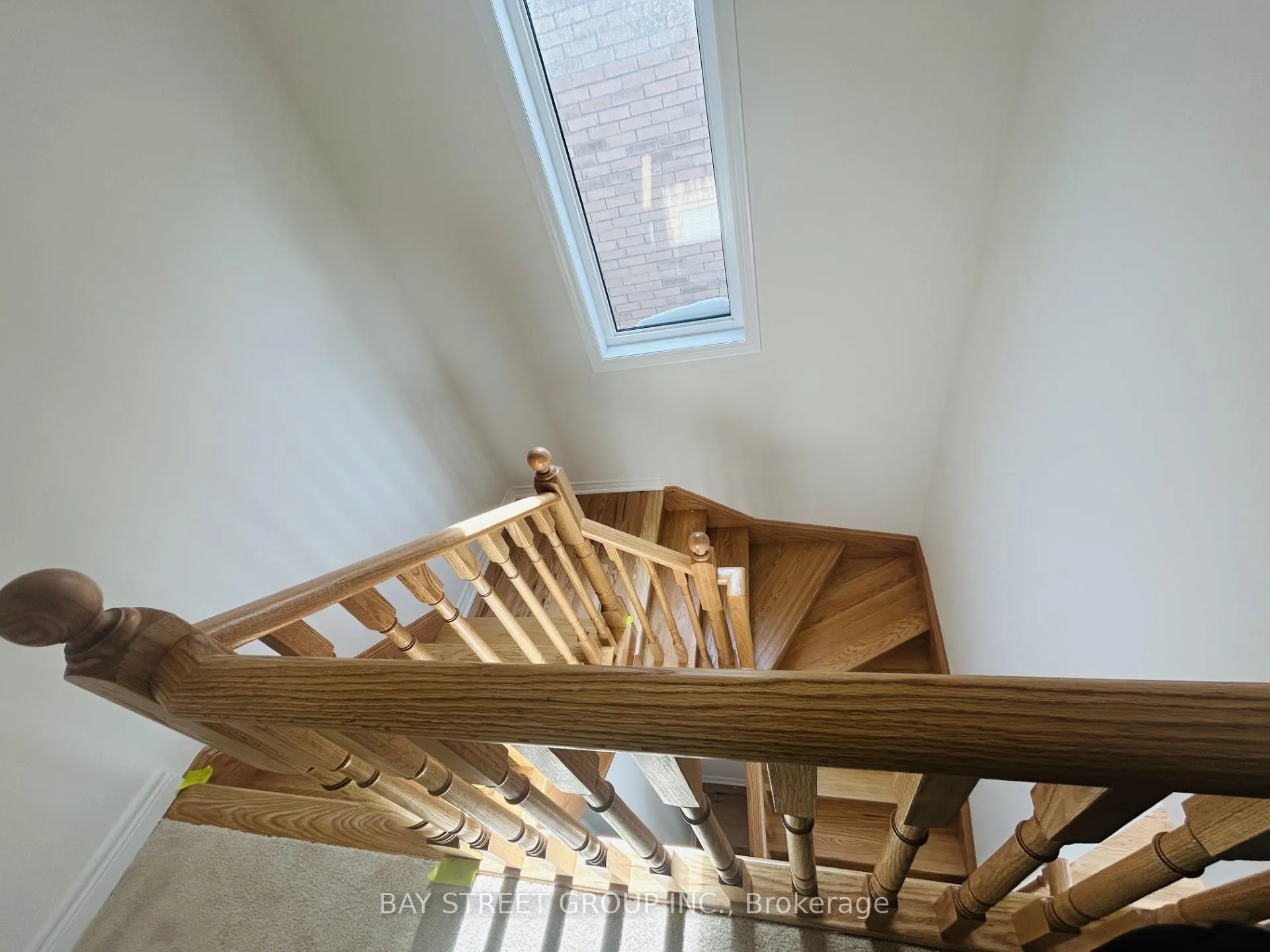 Photo 7 of 2920 Starlight Drive, Pickering, Rural Pickering — HOMEH