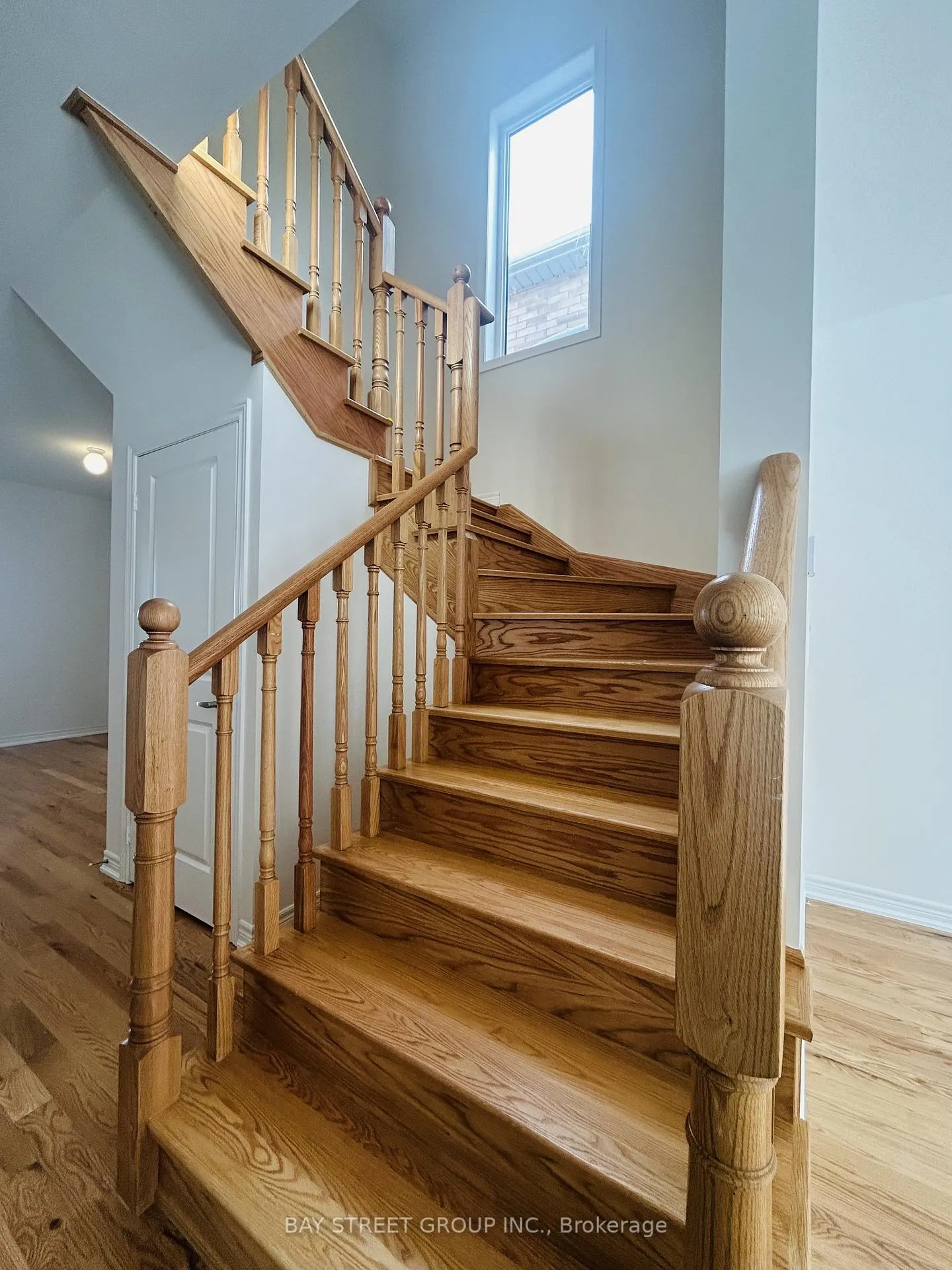 Photo 8 of 2920 Starlight Drive, Pickering, Rural Pickering — HOMEH