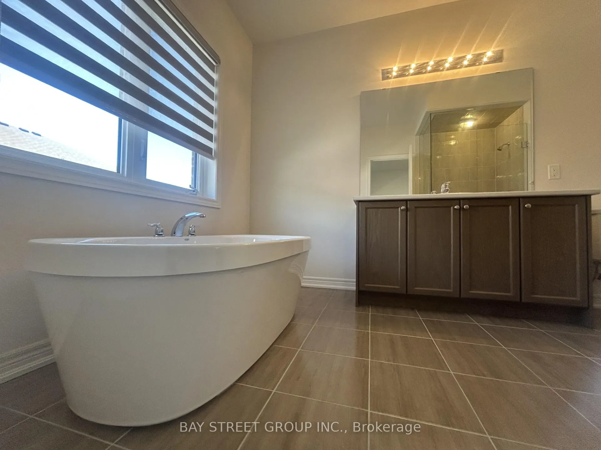 Photo 19 of 2920 Starlight Drive, Pickering, Rural Pickering — HOMEH