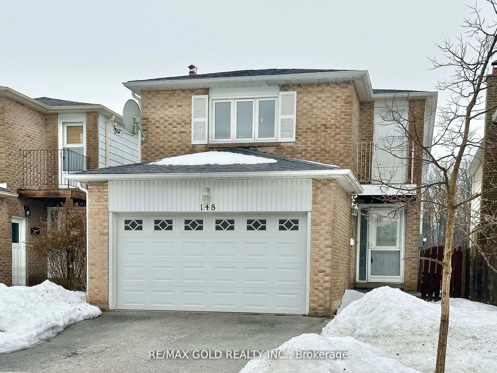 Front of Unit Bsmnt, 148 Morton Way