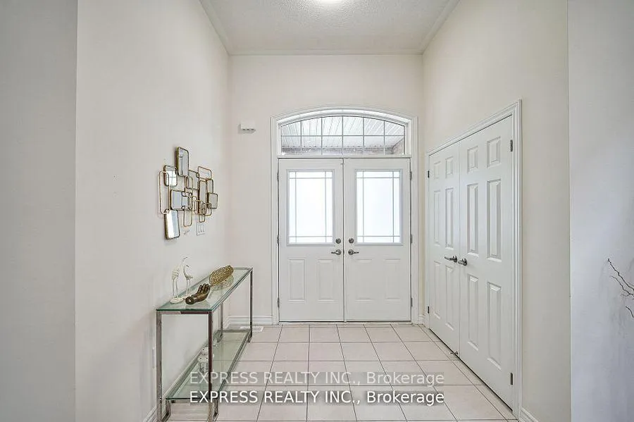 Photo 3 of 6 Morley Crescent, Whitby, Rolling Acres — HOMEH