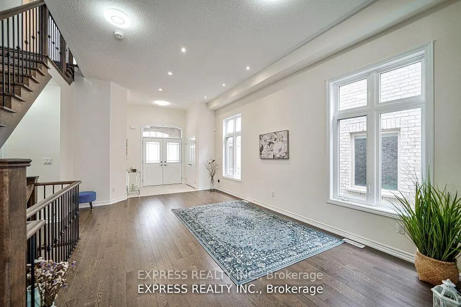 Photo 4 of 6 Morley Crescent, Whitby, Rolling Acres — HOMEH