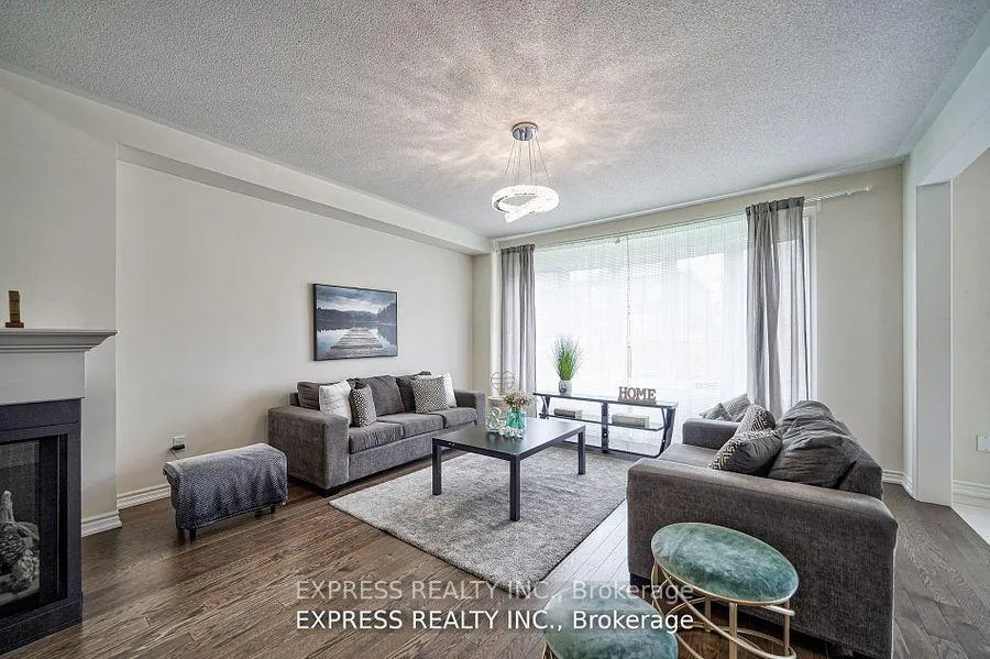 Photo 9 of 6 Morley Crescent, Whitby, Rolling Acres — HOMEH