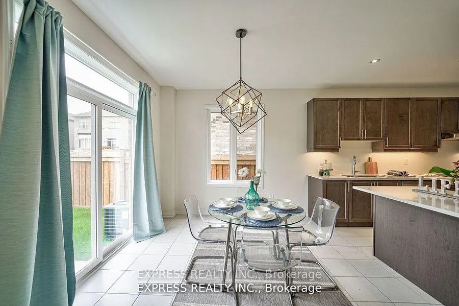 Photo 15 of 6 Morley Crescent, Whitby, Rolling Acres — HOMEH