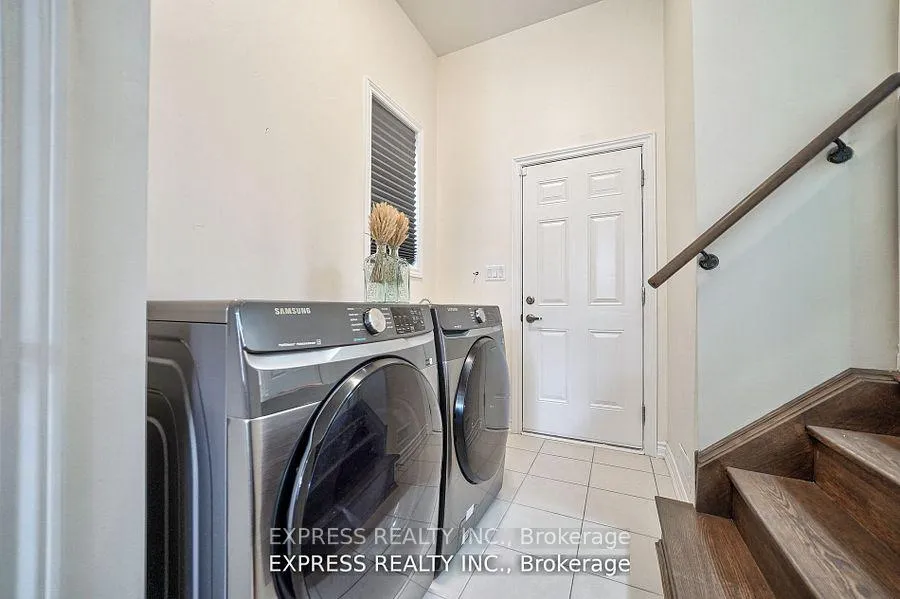 Photo 17 of 6 Morley Crescent, Whitby, Rolling Acres — HOMEH