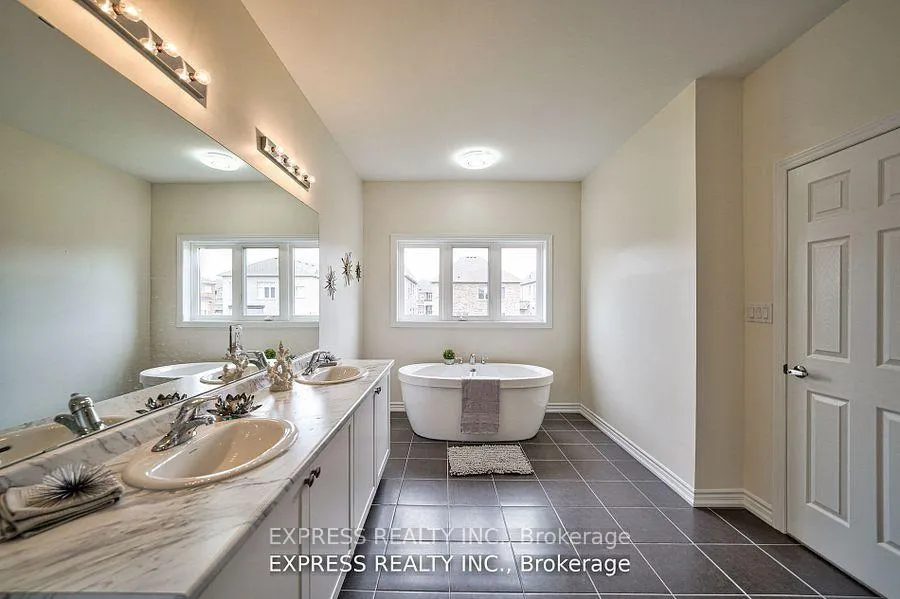 Photo 24 of 6 Morley Crescent, Whitby, Rolling Acres — HOMEH