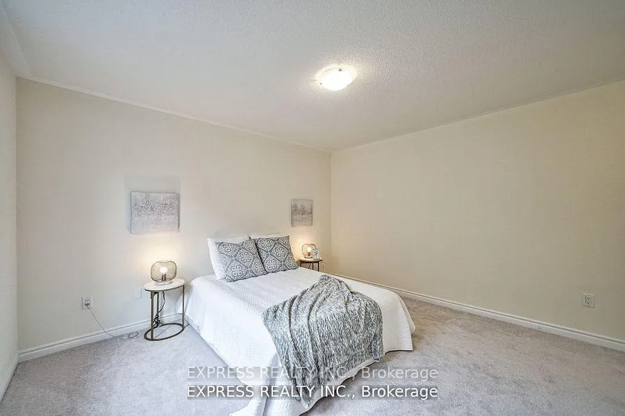 Photo 31 of 6 Morley Crescent, Whitby, Rolling Acres — HOMEH
