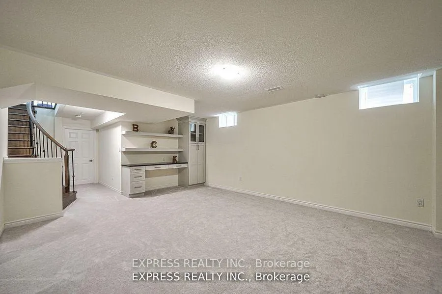 Photo 37 of 6 Morley Crescent, Whitby, Rolling Acres — HOMEH