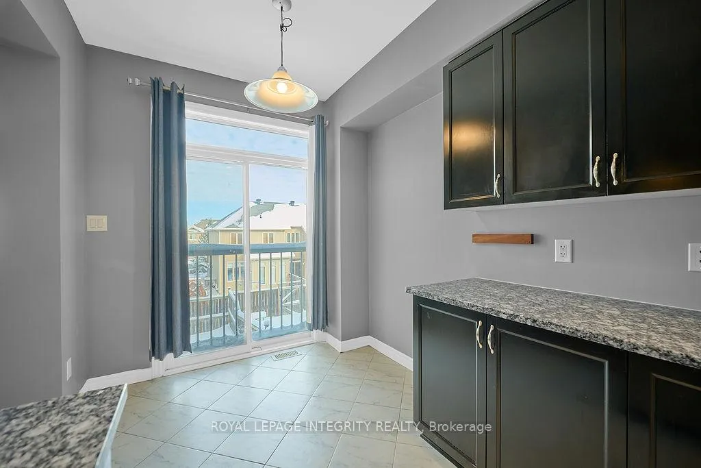 Photo 15 of 950 Fletcher Circle, Ottawa, Kanata - Kanata Lakes/Heritage Hills — HOMEH