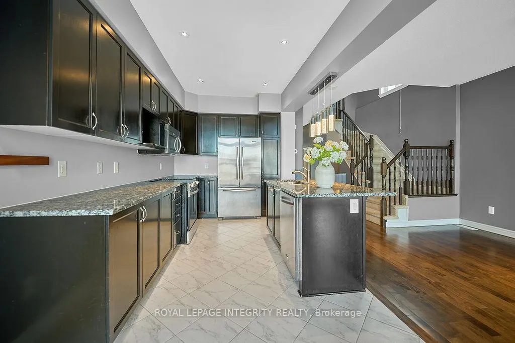 Photo 16 of 950 Fletcher Circle, Ottawa, Kanata - Kanata Lakes/Heritage Hills — HOMEH