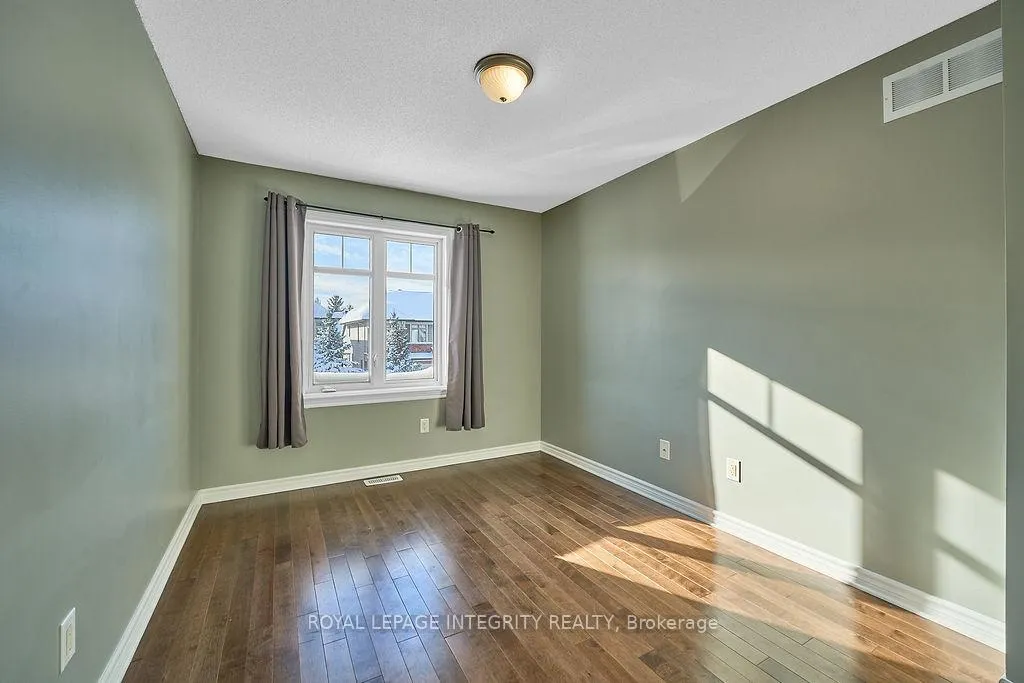 Photo 37 of 950 Fletcher Circle, Ottawa, Kanata - Kanata Lakes/Heritage Hills — HOMEH