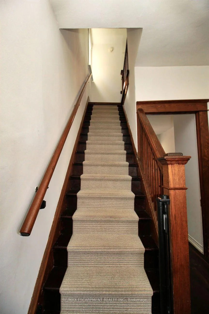 Photo 10 of 20 Alexander Street, Hamilton, Kirkendall — HOMEH