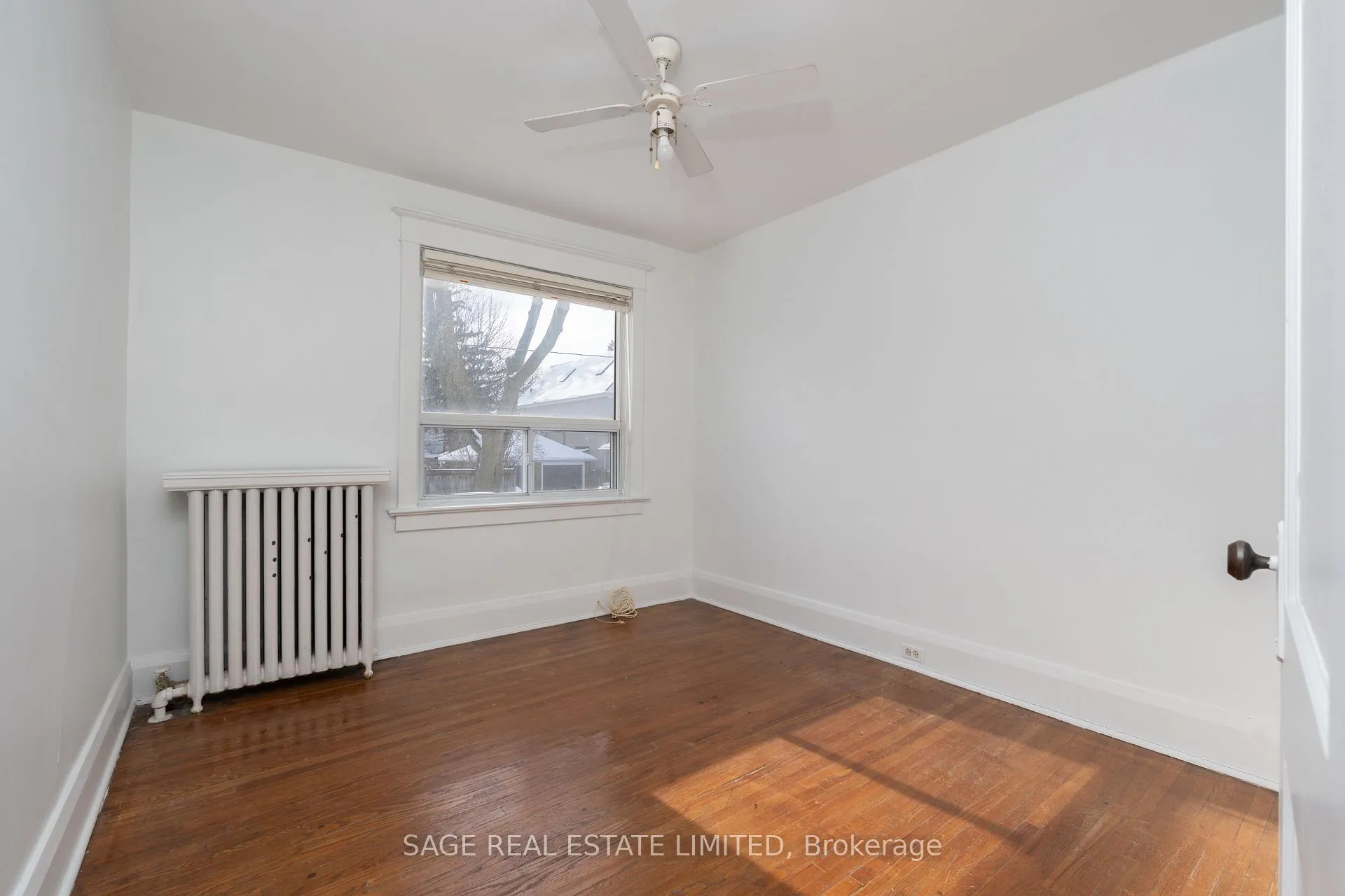 Photo 12 of Unit A, 764 Coxwell Avenue, Toronto, Woodbine Corridor — HOMEH