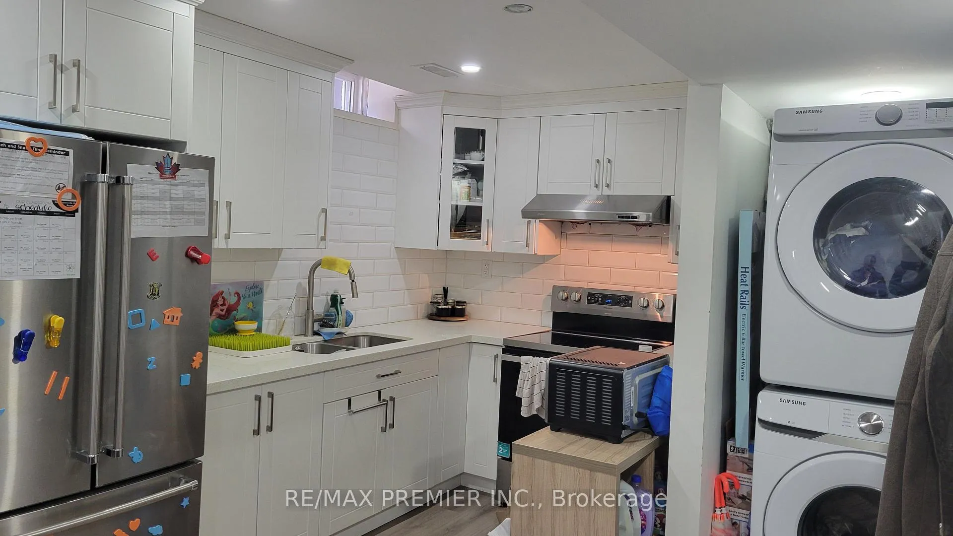 Photo 2 of Unit Basement, 99 Cabinet Crescent, Vaughan, West Woodbridge — HOMEH