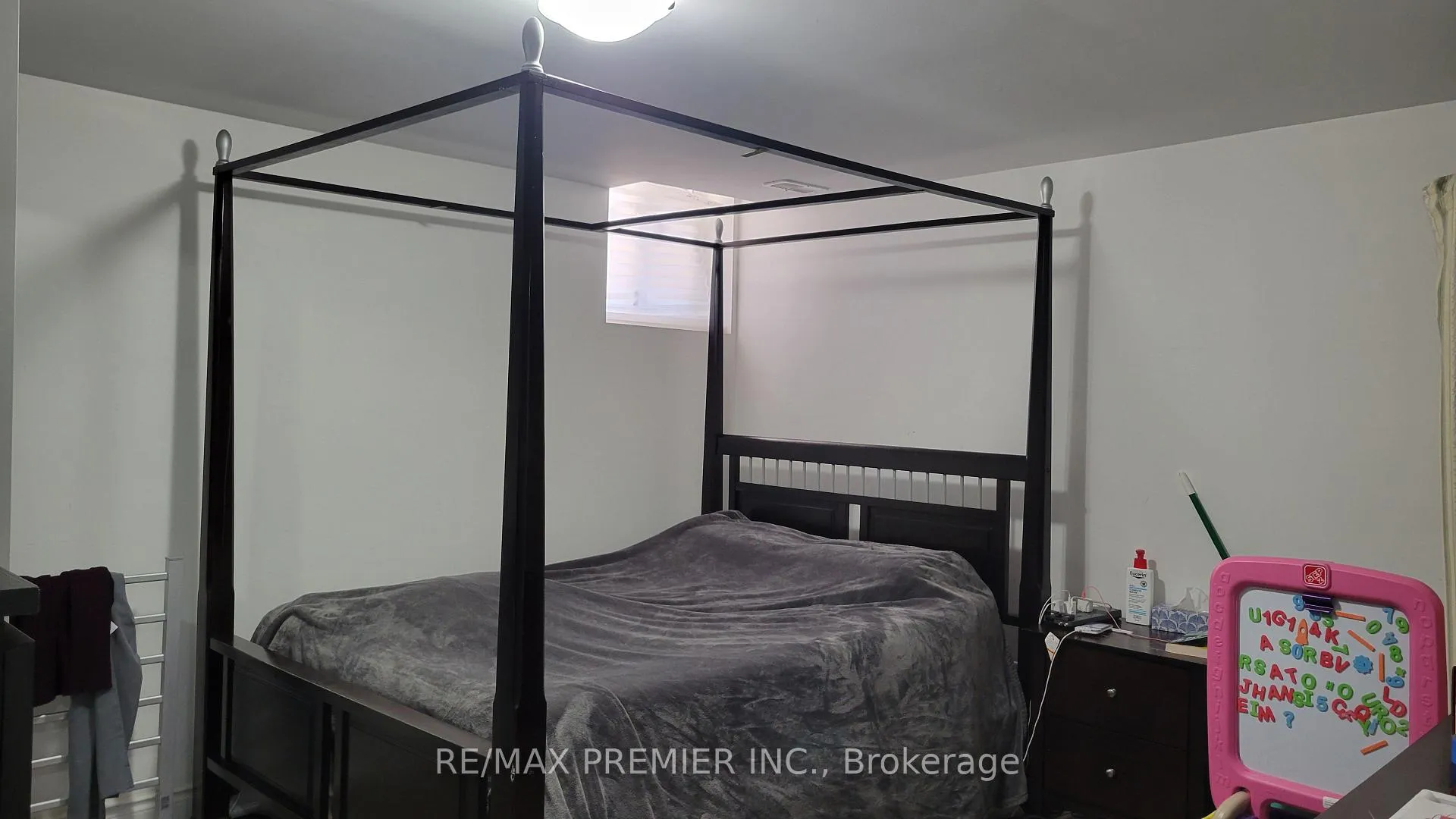 Photo 7 of Unit Basement, 99 Cabinet Crescent, Vaughan, West Woodbridge — HOMEH