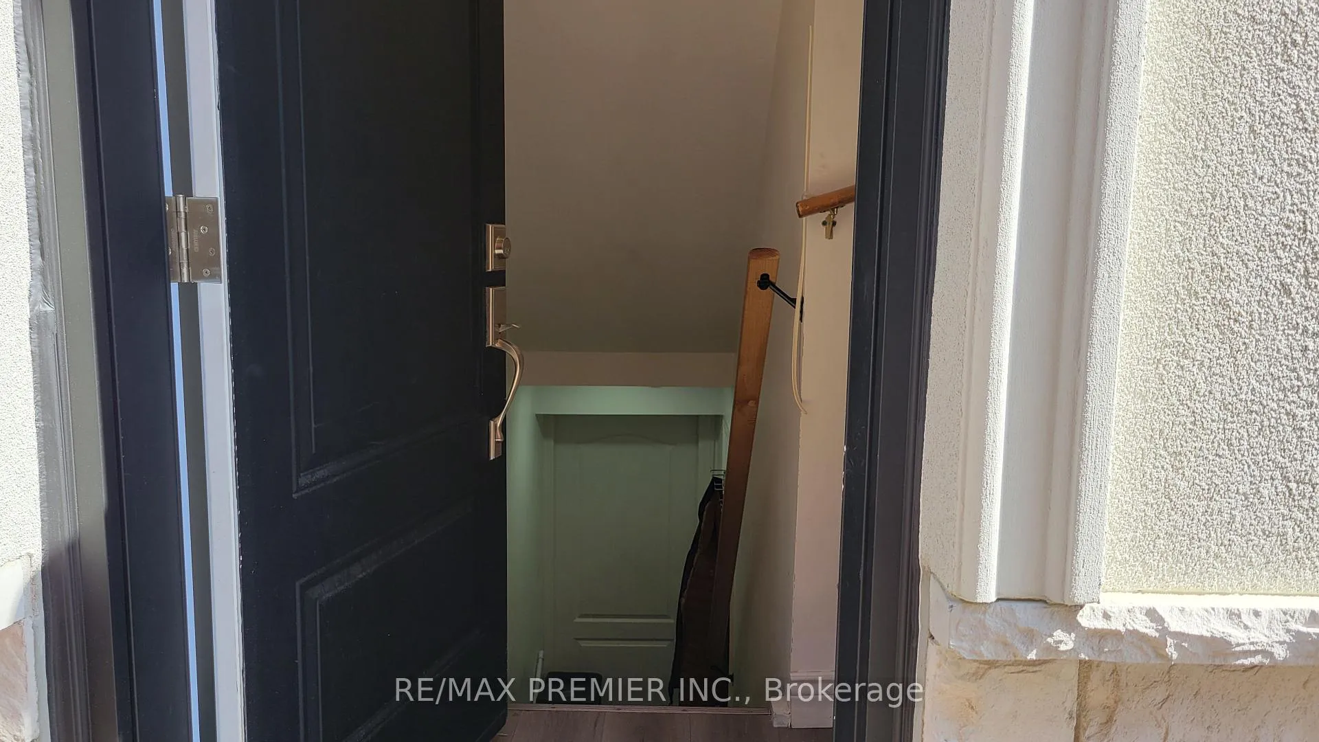 Photo 13 of Unit Basement, 99 Cabinet Crescent, Vaughan, West Woodbridge — HOMEH