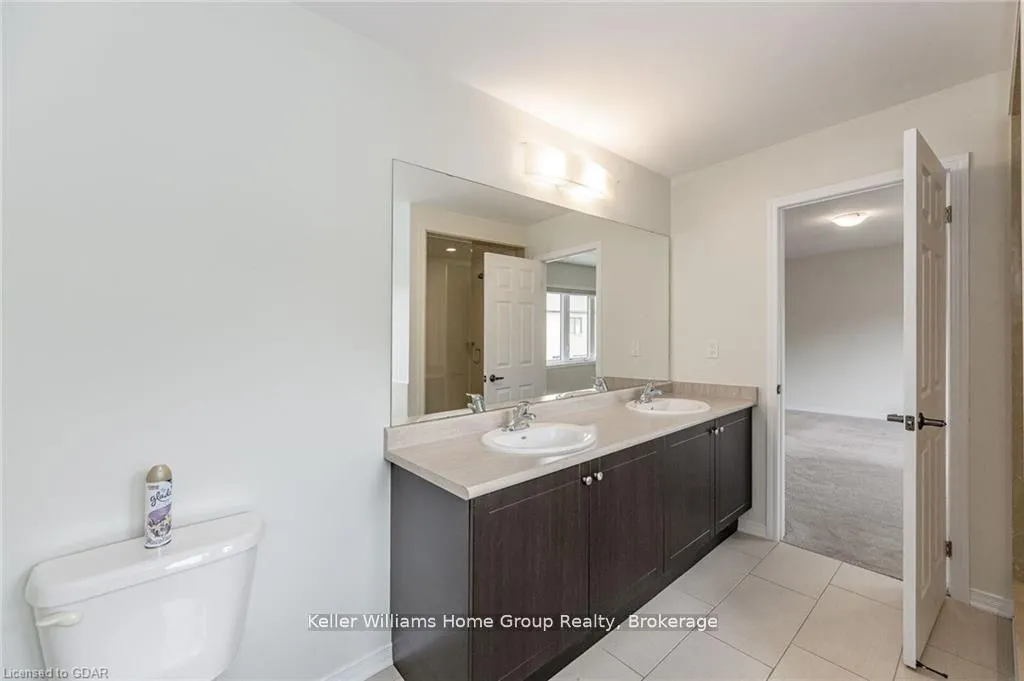 Photo 28 of 29 Mull Avenue, Haldimand — HOMEH