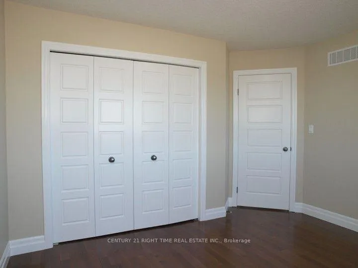 Photo 19 of 438 Zeller Drive, Kitchener — HOMEH
