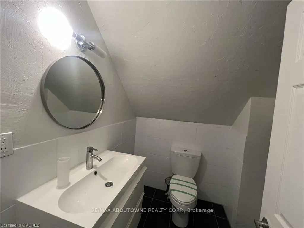 Photo 7 of Unit 3, 49 fairleigh Avenue S, Hamilton, Gibson — HOMEH
