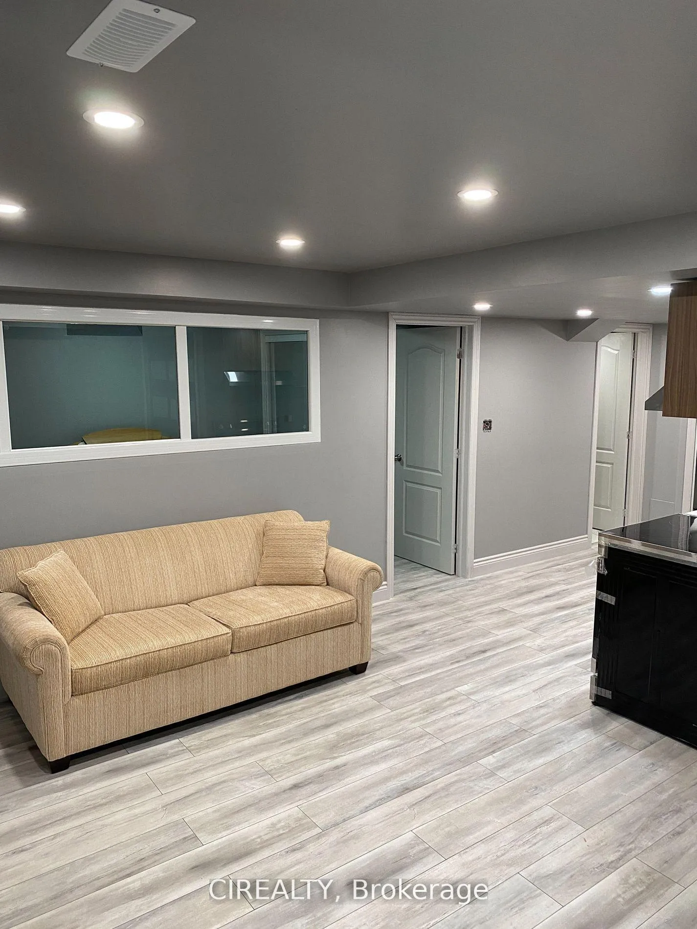 Photo 4 of Unit Lower, 1305 Hunter Street N, Innisfil, Alcona — HOMEH