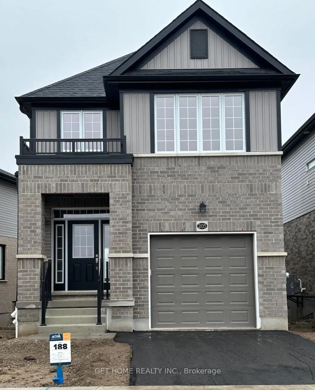 Photo 1 of 205 Benninger Drive, Kitchener — HOMEH