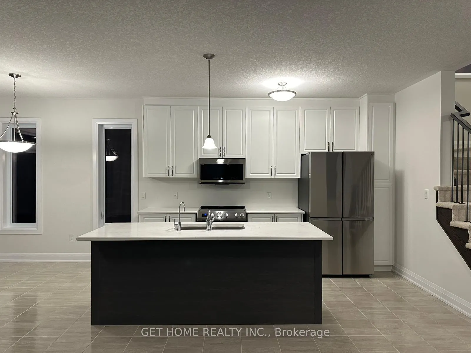Photo 6 of 205 Benninger Drive, Kitchener — HOMEH