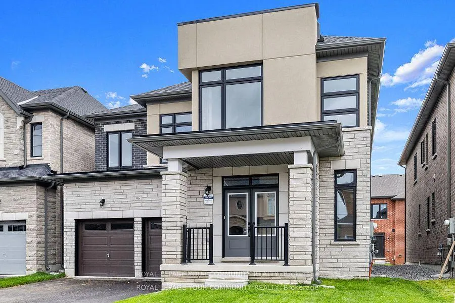 Photo 2 of 96 Weslock Crescent, Aurora, Bayview Northeast — HOMEH