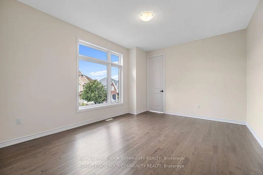 Photo 20 of 96 Weslock Crescent, Aurora, Bayview Northeast — HOMEH